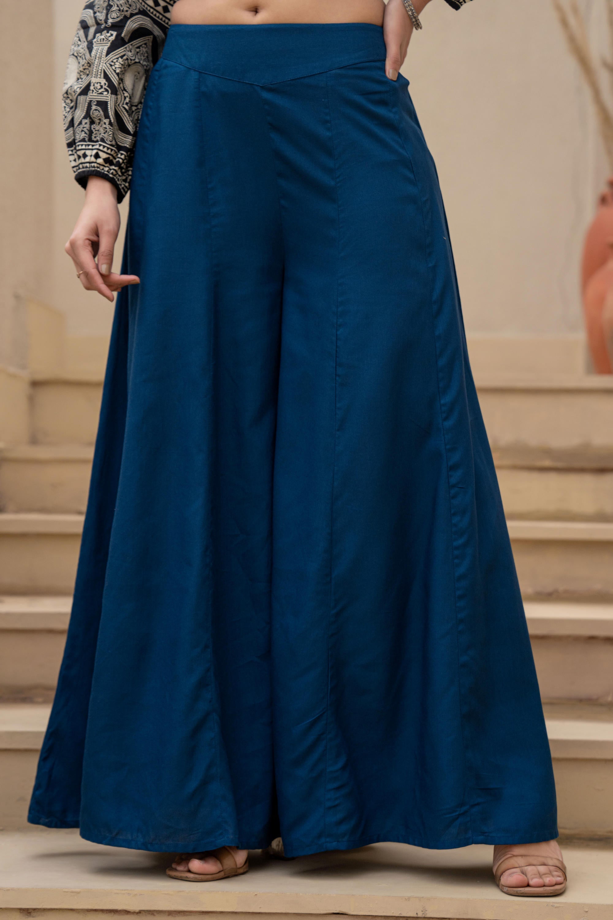 Juniper Navy Solid Viscose Palazzo Pants - Distacart