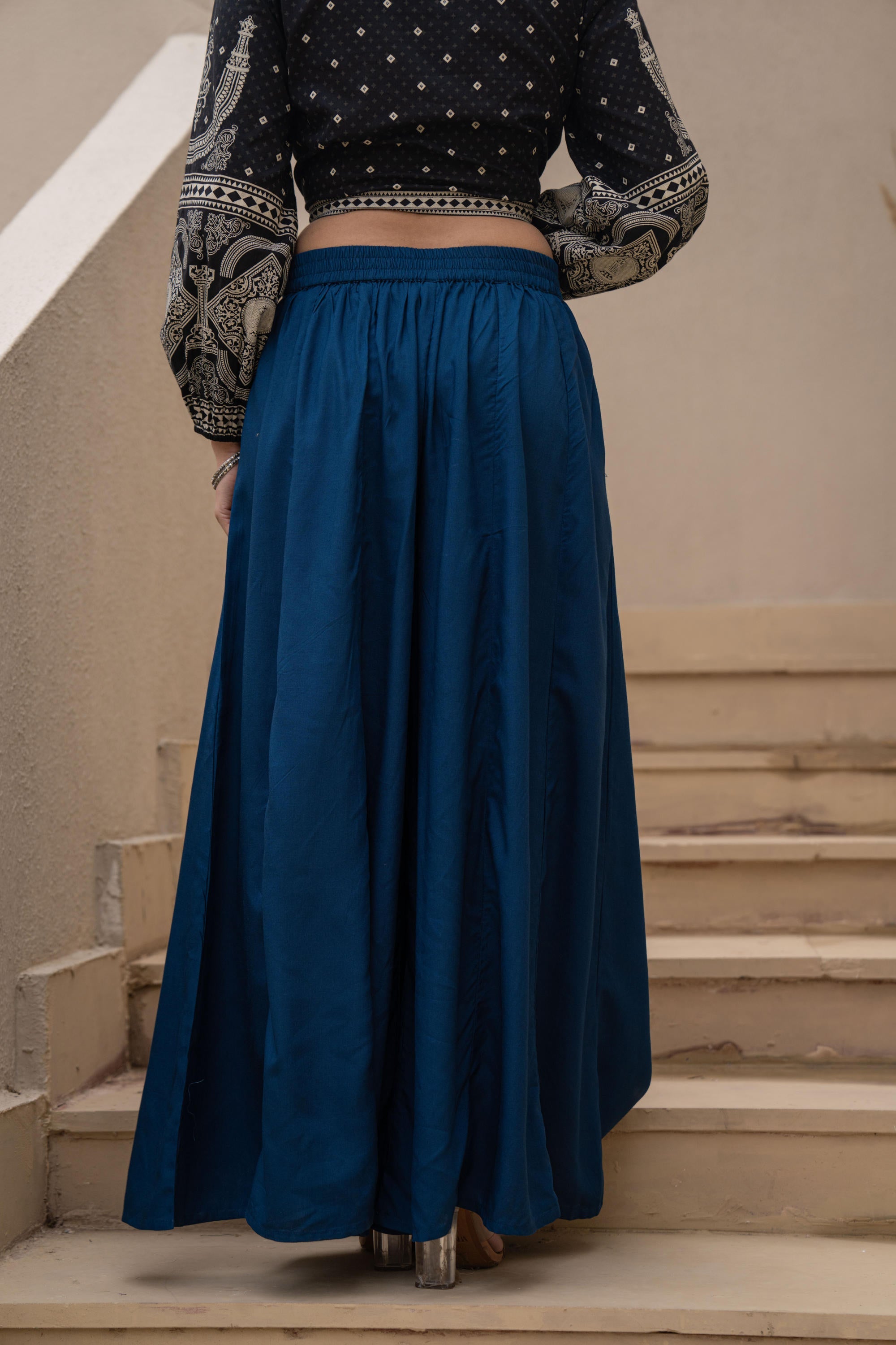 Juniper Navy Solid Viscose Palazzo Pants