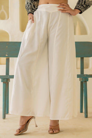 Juniper Off White Solid Viscose Palazzo Pants