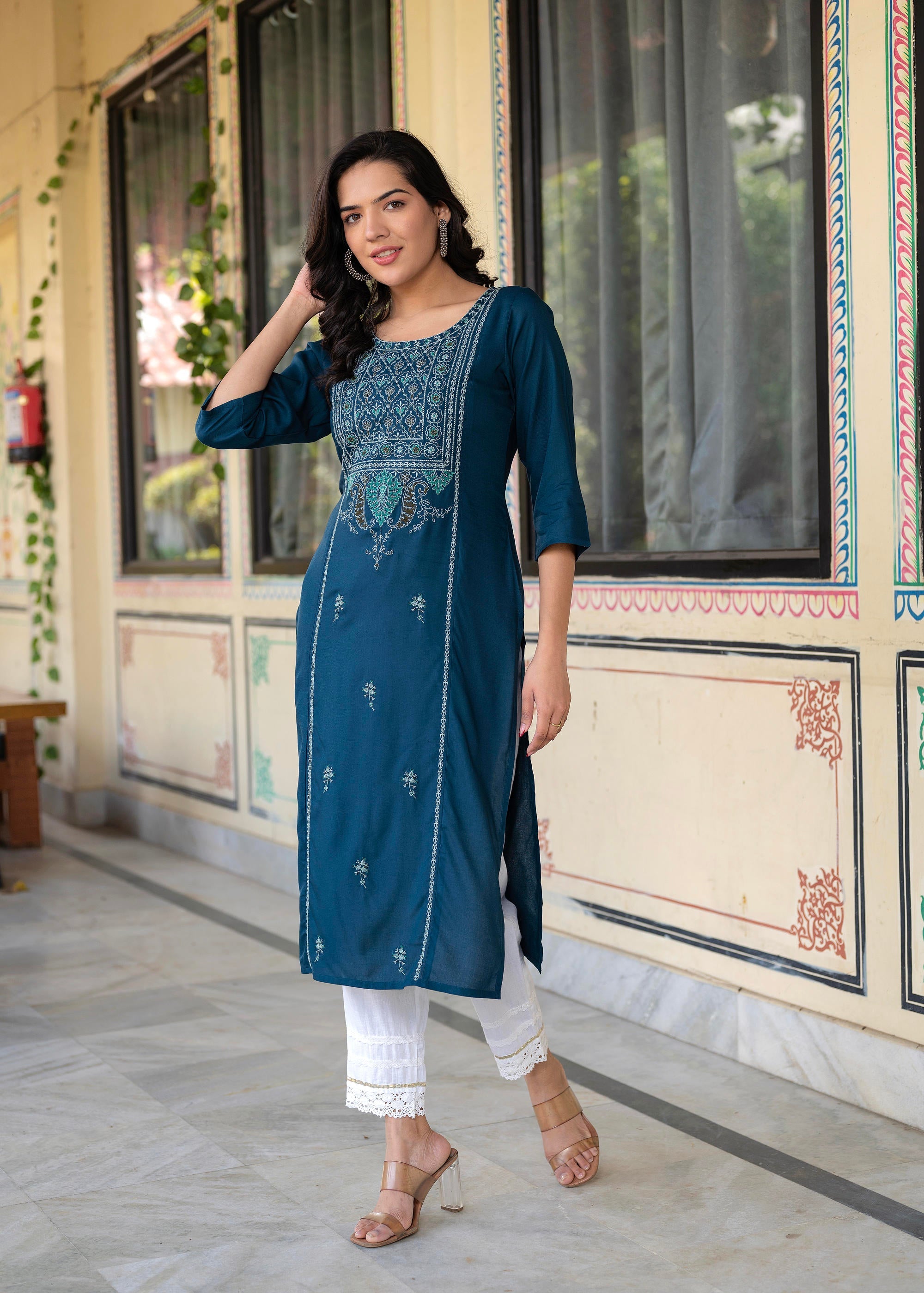 Juniper Blue Viscose Geometric Printed Kurta With Ethnic Motifs & Thread Work