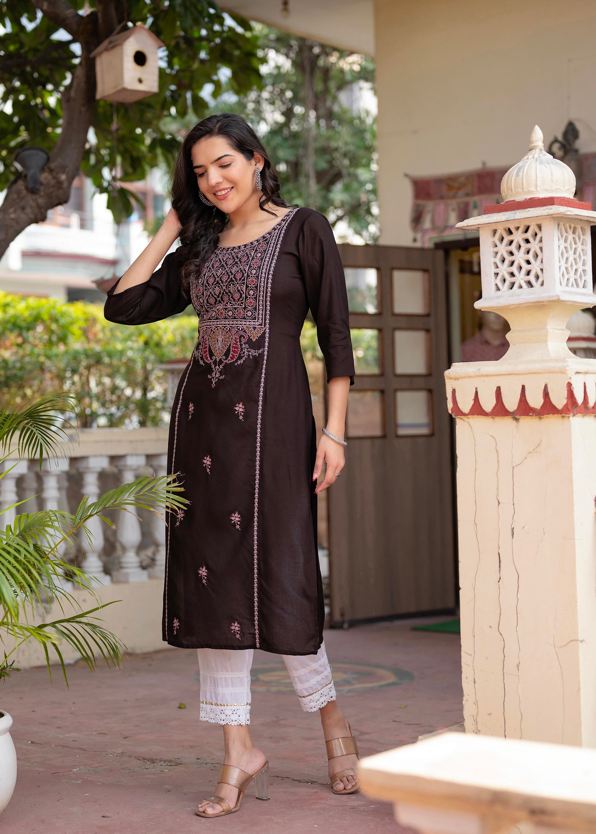 Juniper Dark Coffee Viscose Geometric Printed Kurta With Ethnic Motifs & Thread Work