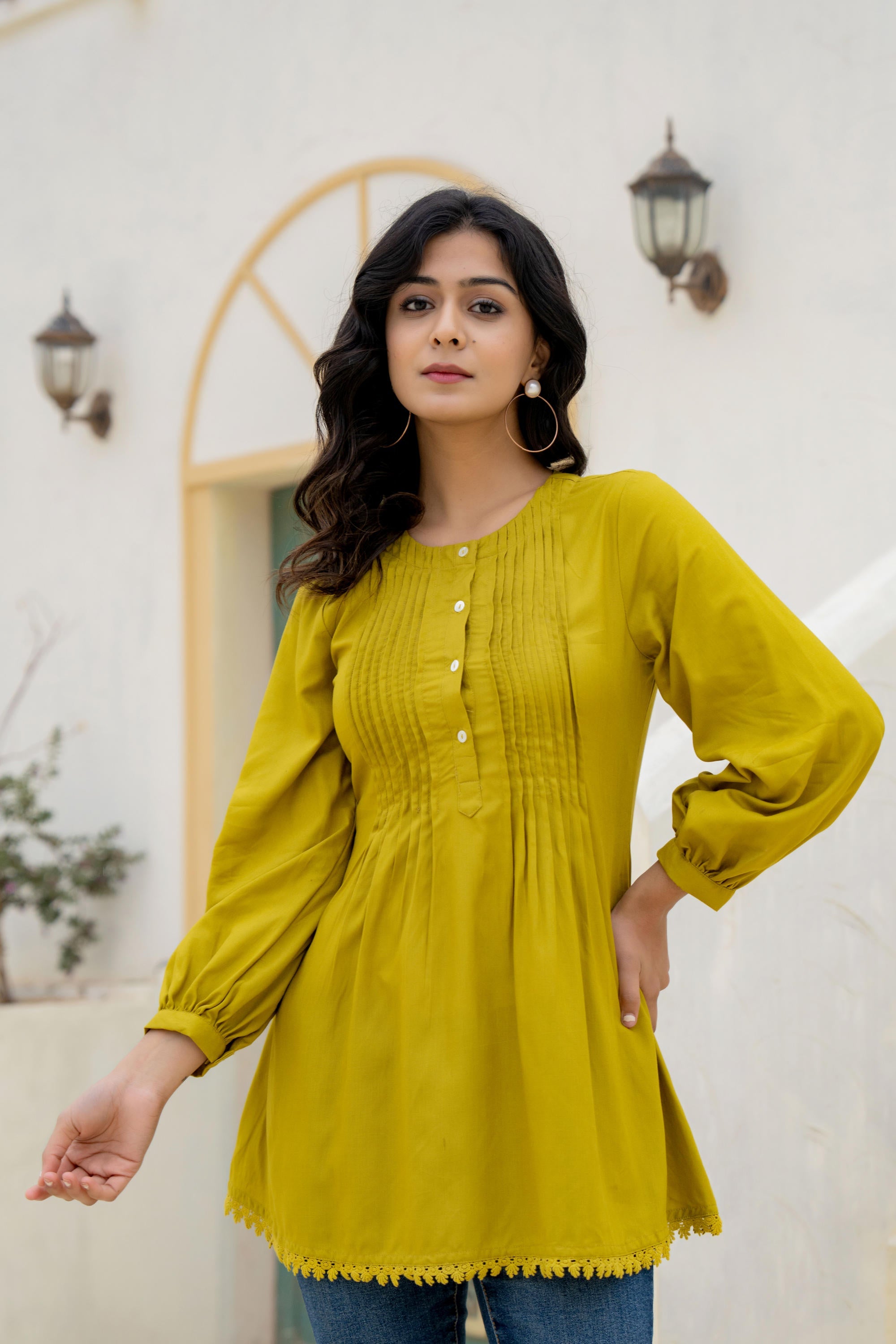 Juniper Lime Solid Viscose Tunic With Buttons & Lace - Distacart