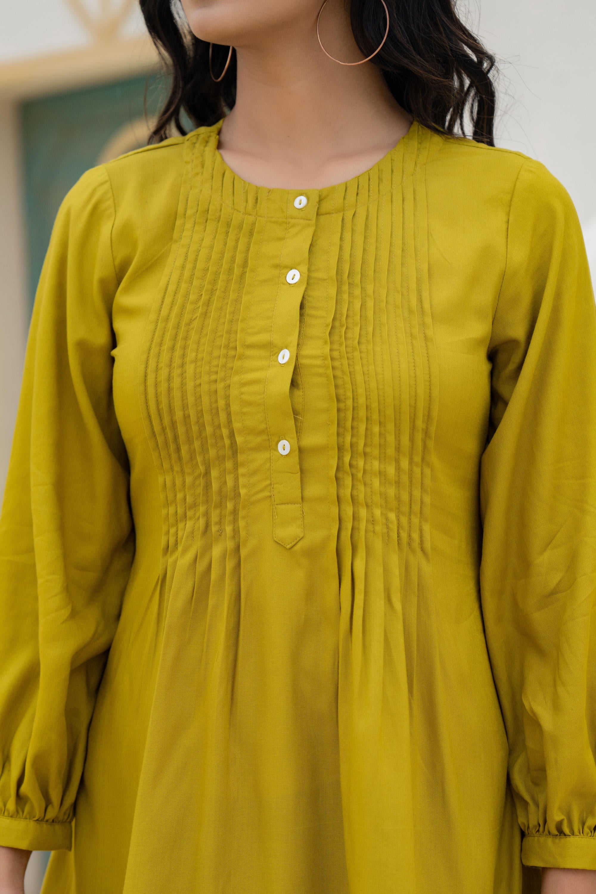 Juniper Lime Solid Viscose Tunic With Buttons & Lace - Distacart