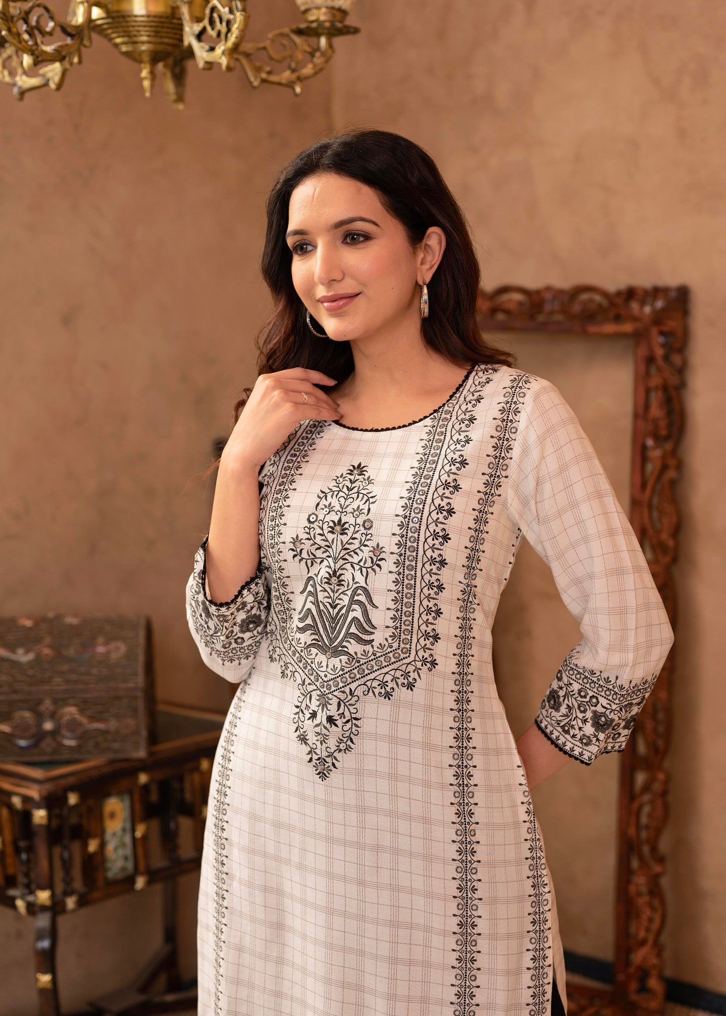 Juniper Black & White Ethnic Motif Printed Viscose Kurta with Cotton Lace & Sequins - Distacart