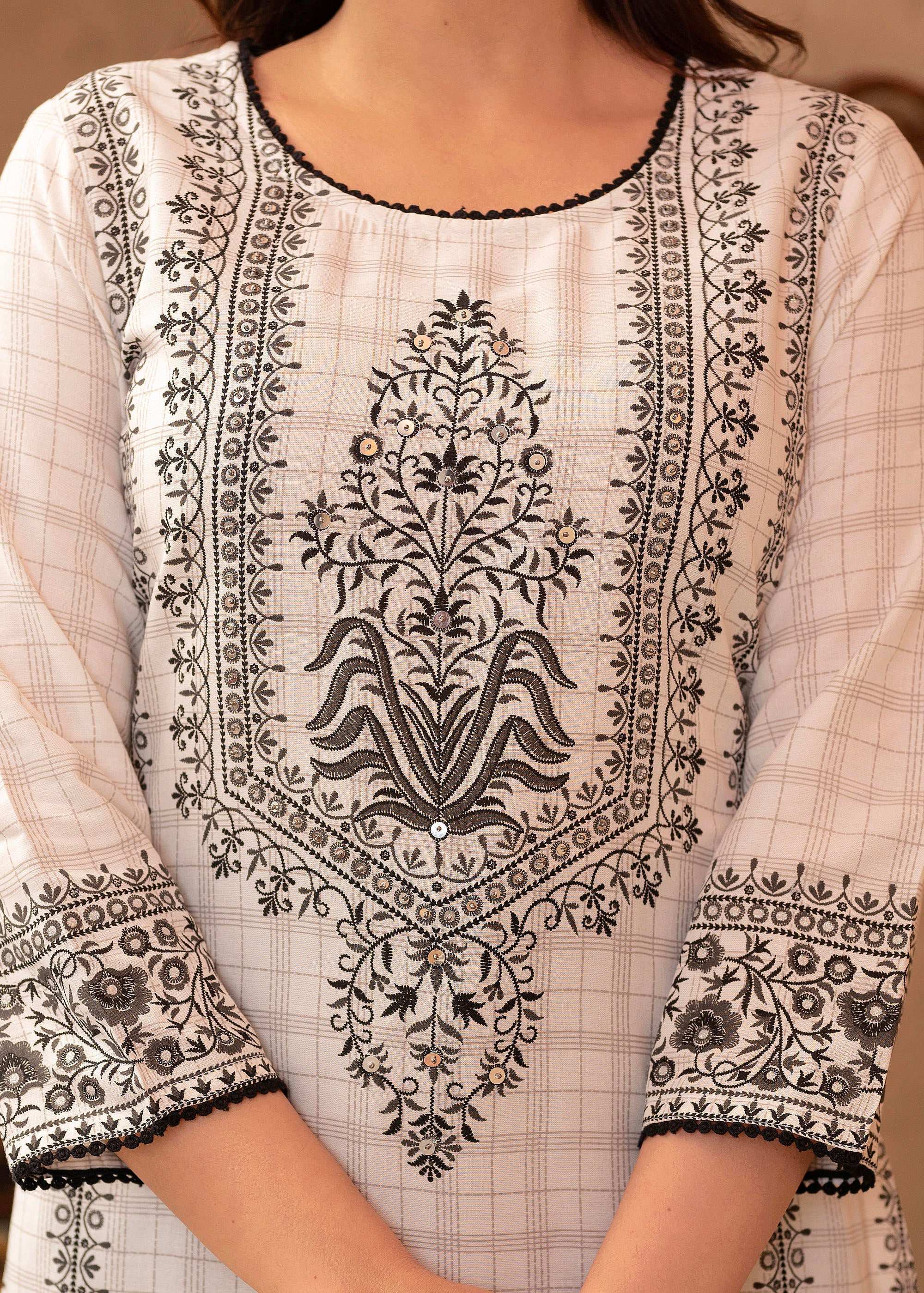 Juniper Black & White Ethnic Motif Printed Viscose Kurta with Cotton Lace & Sequins - Distacart
