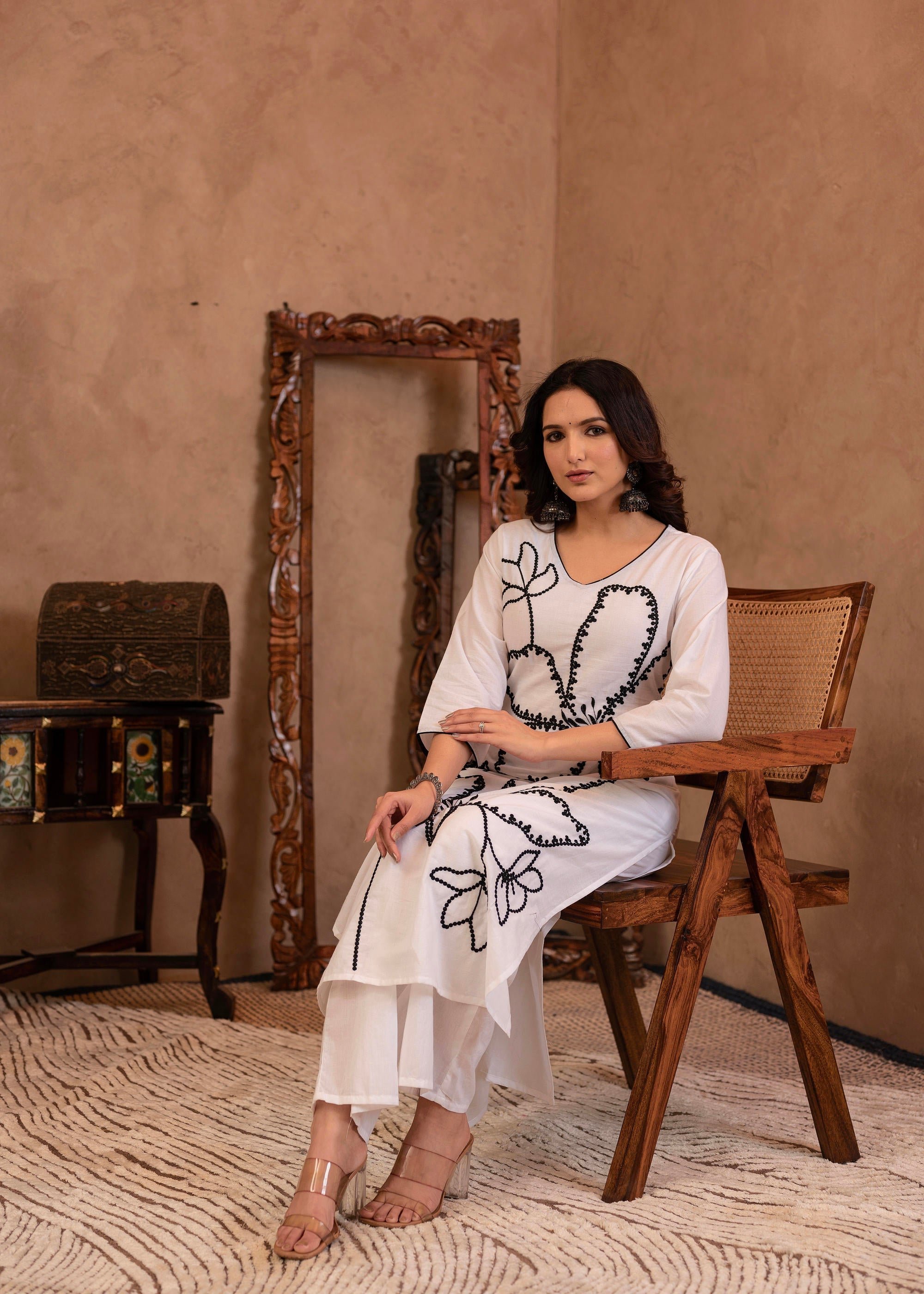 Juniper White Floral Embroidered Cotton Kurta With Palazzo - Distacart
