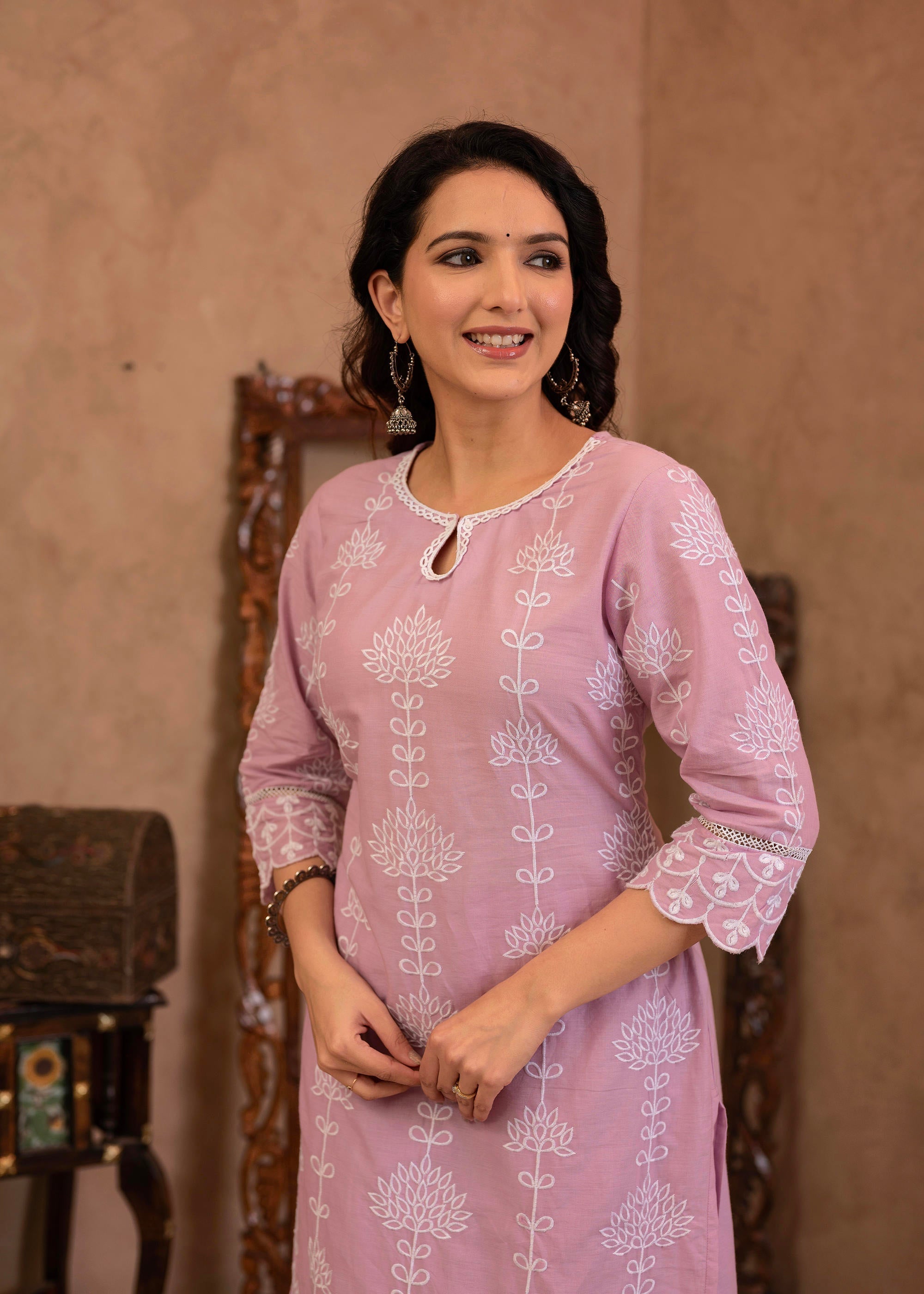Juniper Lavender Embroidered Cotton Kurta with Palazzo & Cotton Sleeves - Distacart