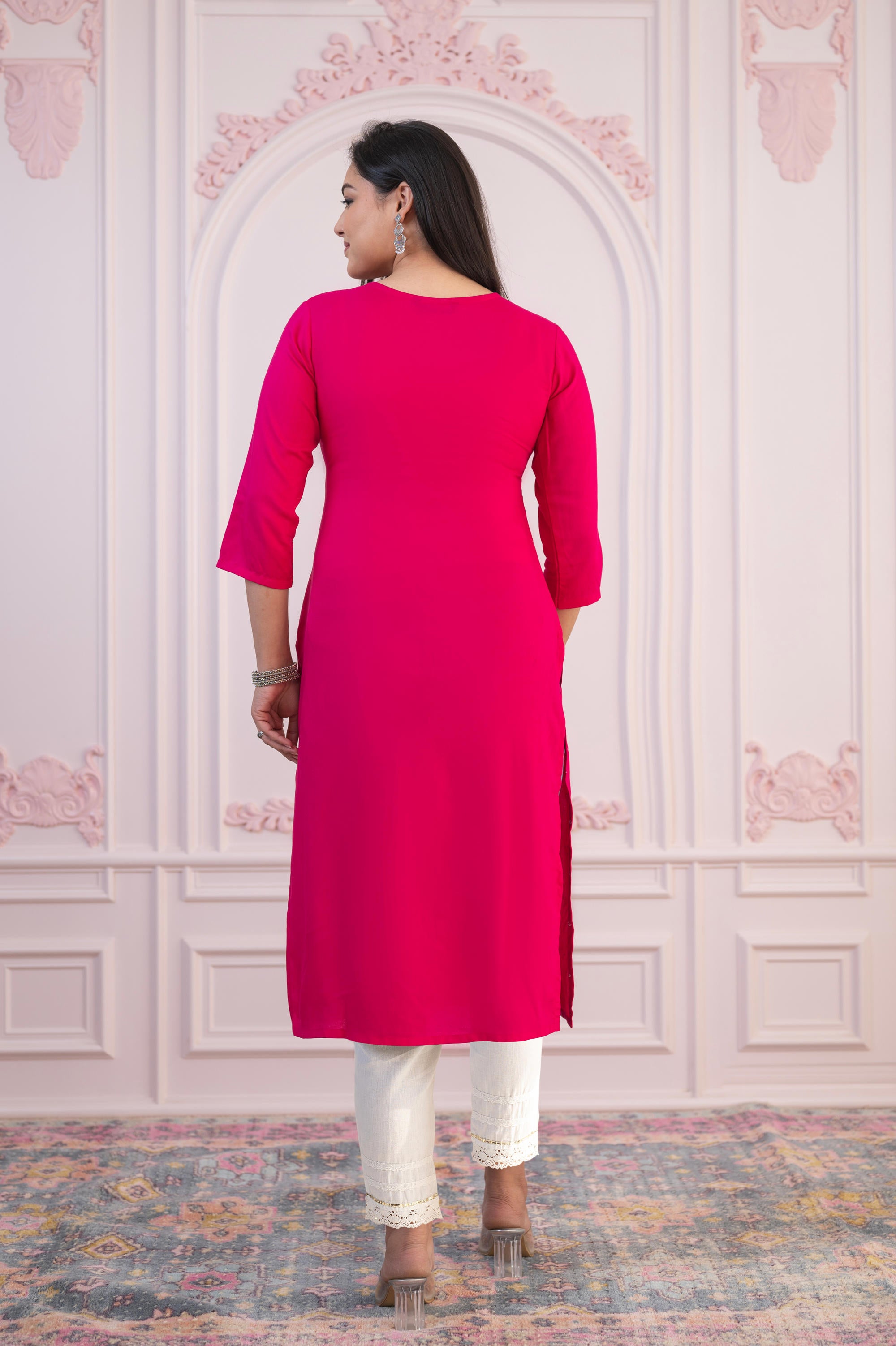 Juniper Fuchsia Printed Viscose Straight Fit Kurta With Round Neck