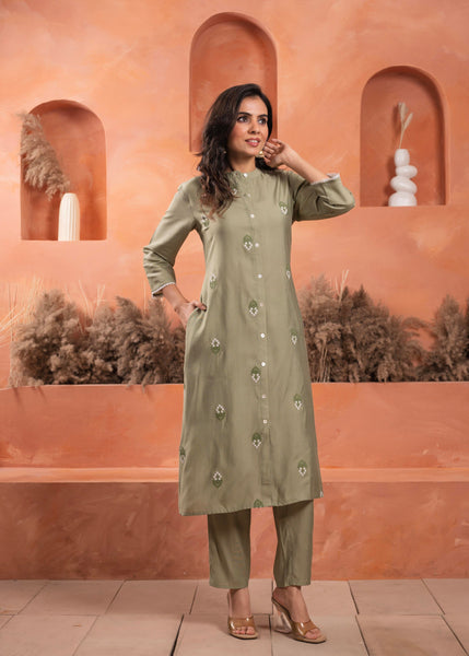 Juniper Olive embroiderd kurta and solid bottom with cotton lace and buttons - Distacart