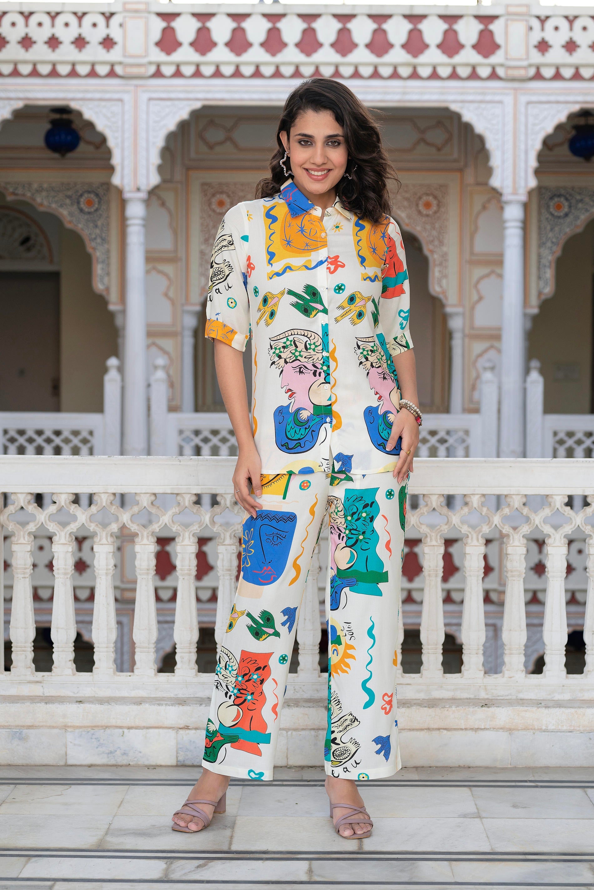 Juniper Multicolor Abstract Printed Co-Ord Set In White Base - Distacart