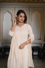 Thumbnail for Juniper Peach Chanderi Kurta-Pant & Dupatta Set With Bead & Floral Thread Work - Distacart