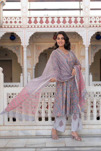 Juniper Lavender Cotton Flared Kurta-Pant & Dupatta Set with Floral Print, Thread Work, Lace & Sequins - Distacart