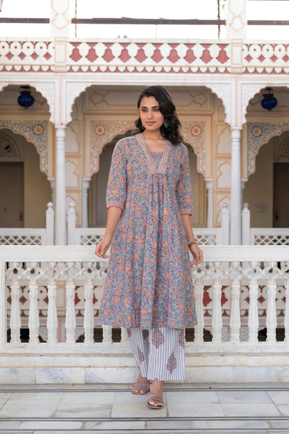 Juniper Lavender Cotton Flared Kurta-Pant & Dupatta Set with Floral Print, Thread Work, Lace & Sequins - Distacart