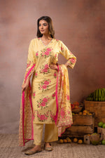 Thumbnail for Juniper Gulbahaar Blush Floral Kurta Pant And Dupatta Set - Distacart