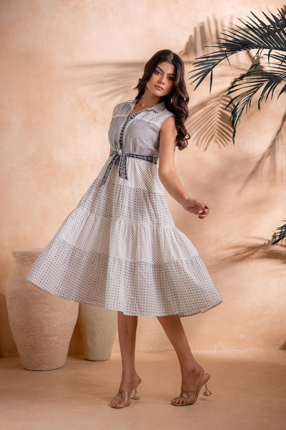 Juniper Black and White Tiered Midi Dress - Distacart