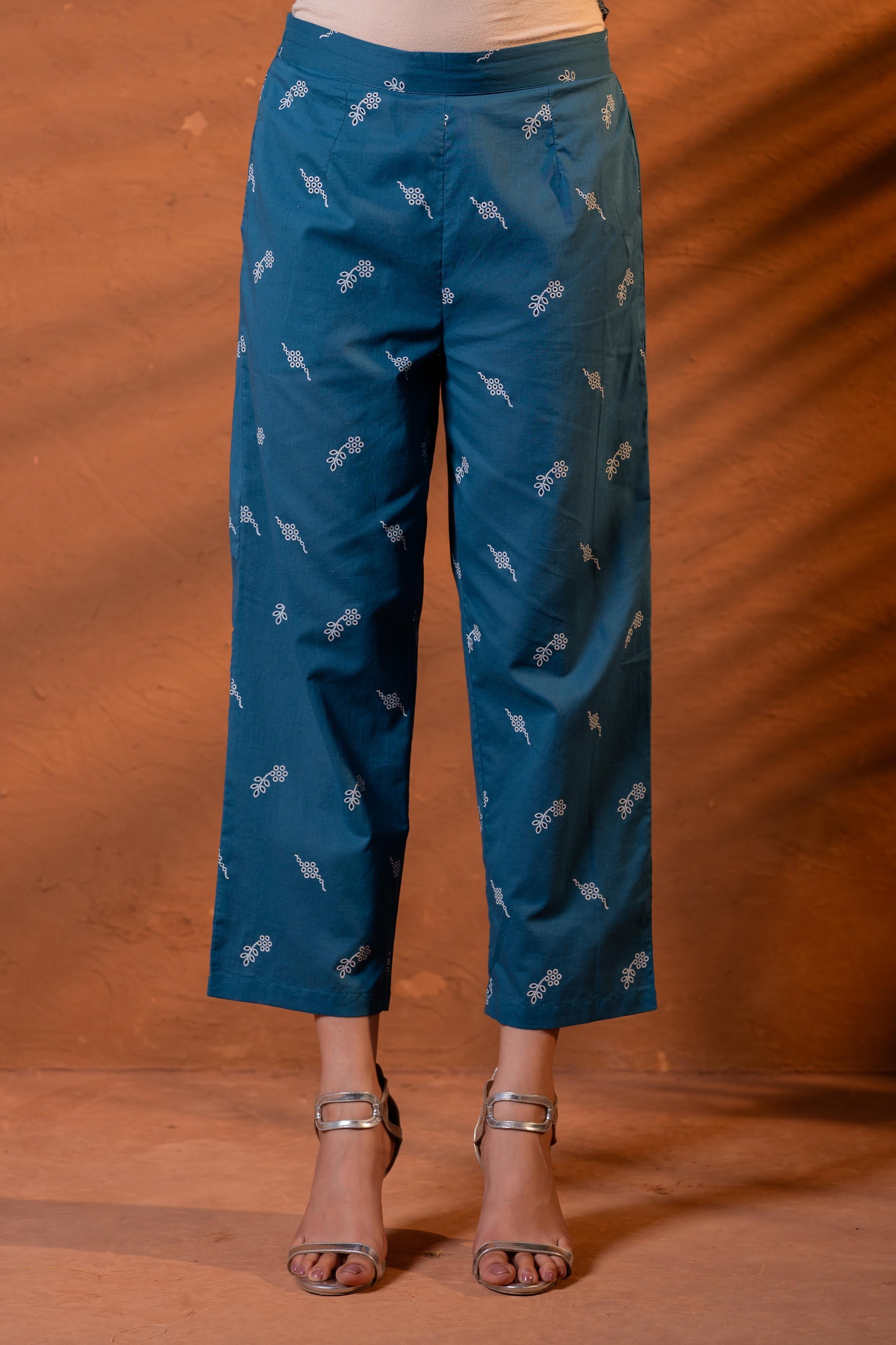 Juniper ArabianNight Festive Printed Kurta Set - Distacart
