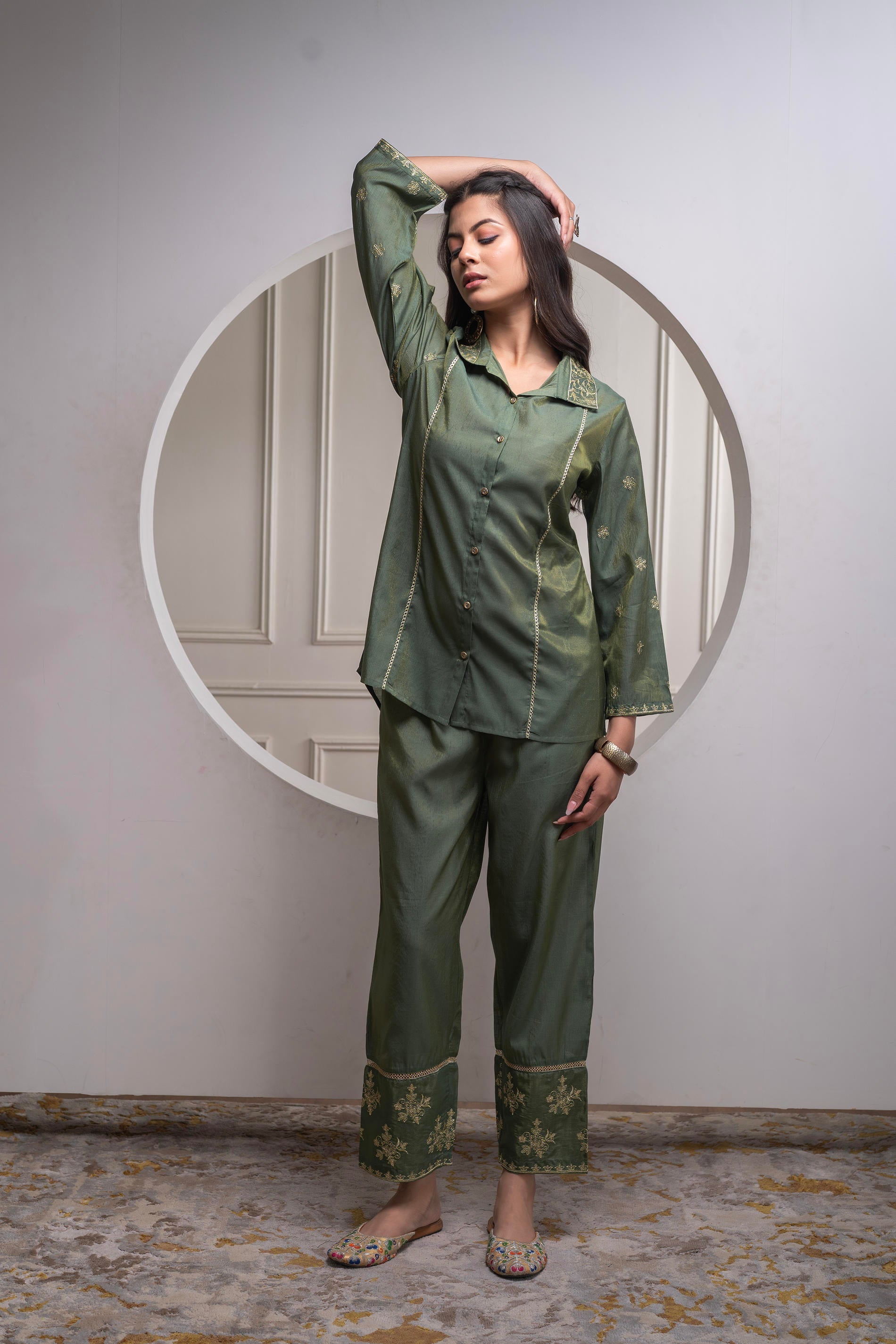 Juniper Fuchsia Green Solid Viscose Tunic And Pants Co-Ord Set With Zari Work And Button Detailing - Distacart