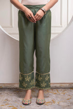 Thumbnail for Juniper Fuchsia Solid Green Viscose Tunic And Pants Co-Ord Set With Zari Work And Button Detailing