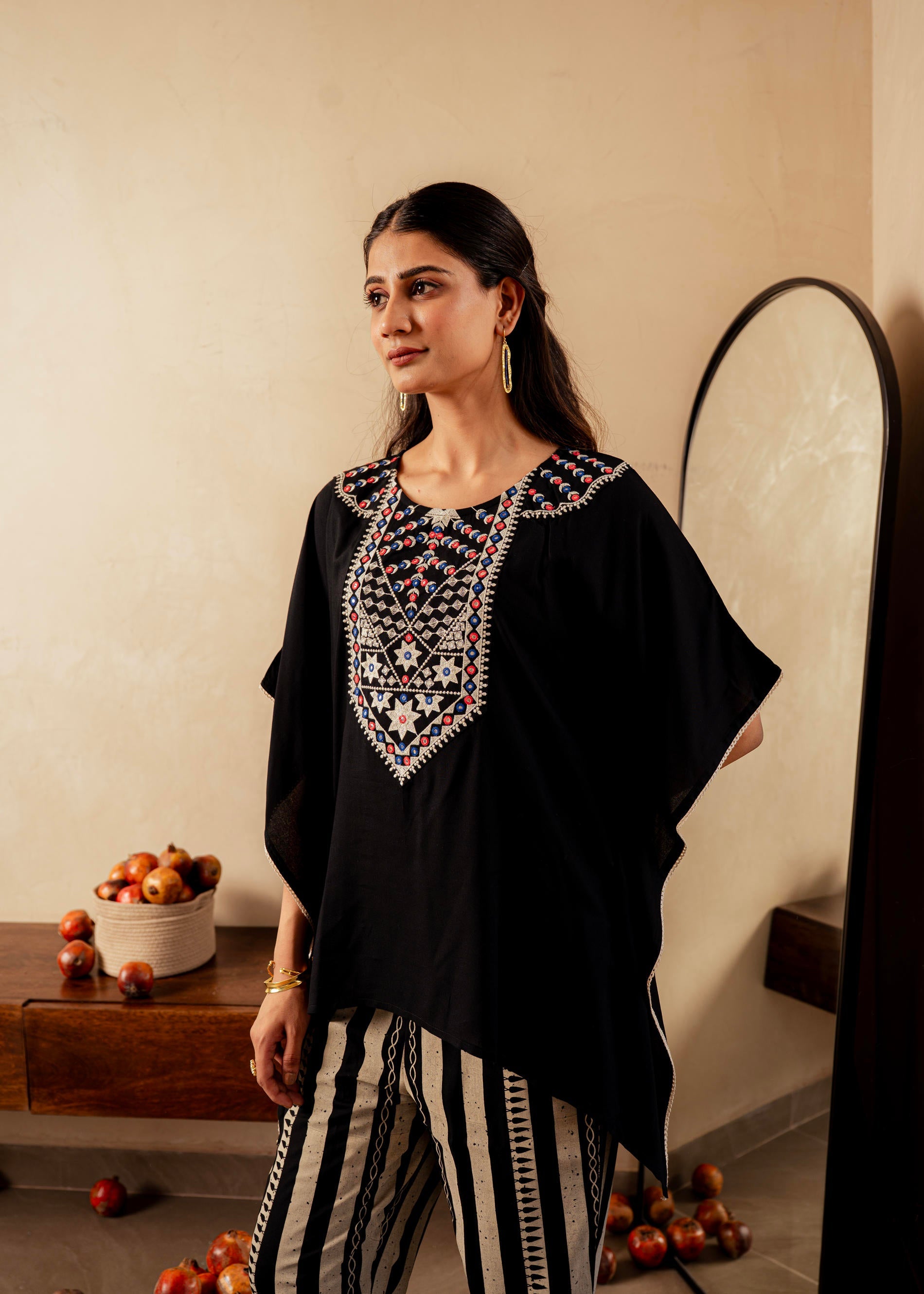 Juniper Black Solid Viscose Kaftan And Pants Co-Ord Set With Mirror And Thread Work - Distacart