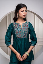 Thumbnail for Juniper Bottlegreen Solid Viscose Gathered Tunic And Pants Co-Ord Set With Thread Work