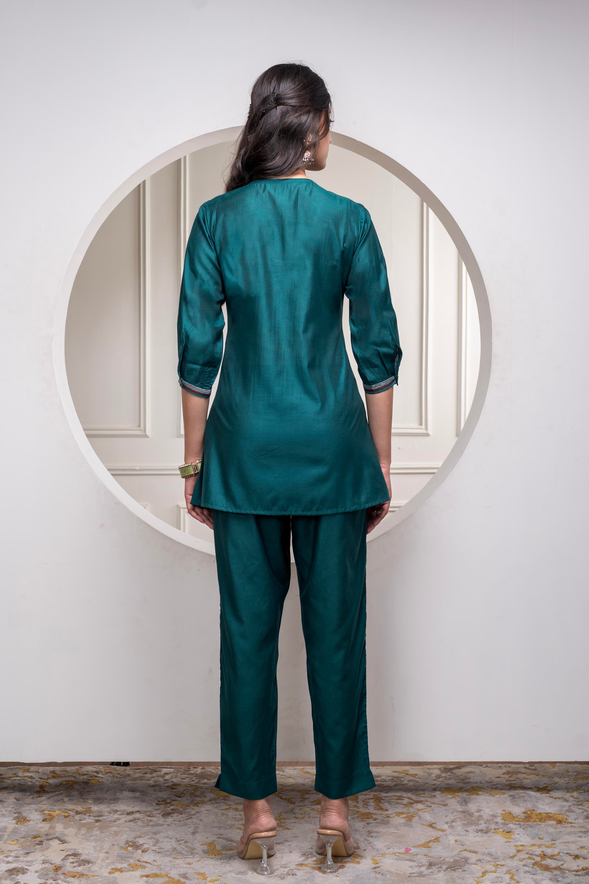 Juniper Bottlegreen Solid Viscose Gathered Tunic And Pants Co-Ord Set With Thread Work