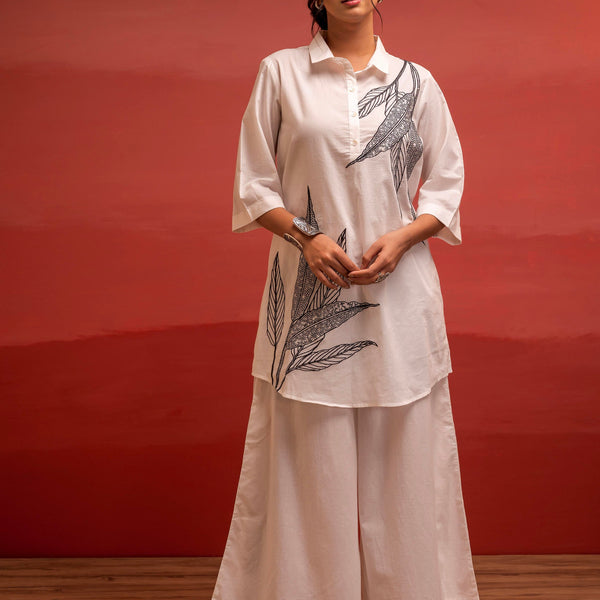 Juniper Off-White Leaf Printed Co-Ord Set With Collared Tunic & Wide-Leg Pant