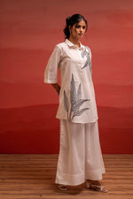 Thumbnail for Juniper Off-White Leaf Printed Co-Ord Set With Collared Tunic & Wide-Leg Pant