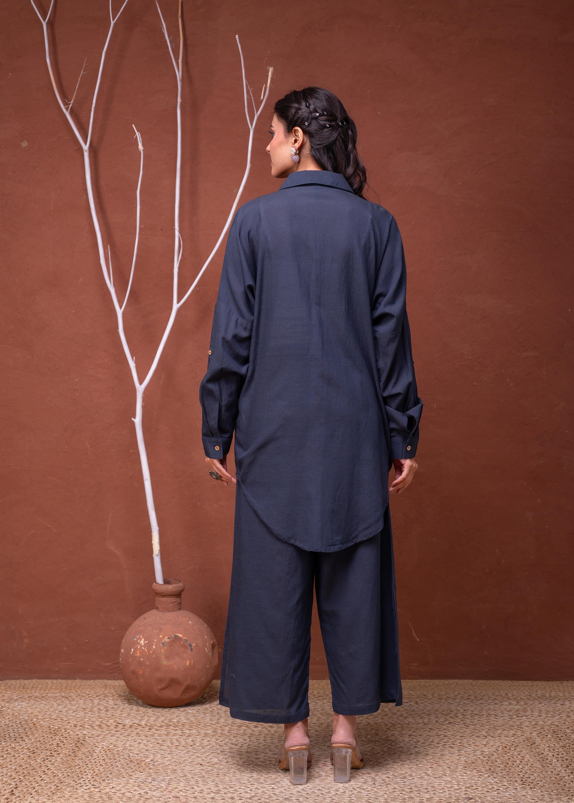 Juniper Viscose Linen Teal Embroidered Top And Pant Co-Ord Set With Thread Work