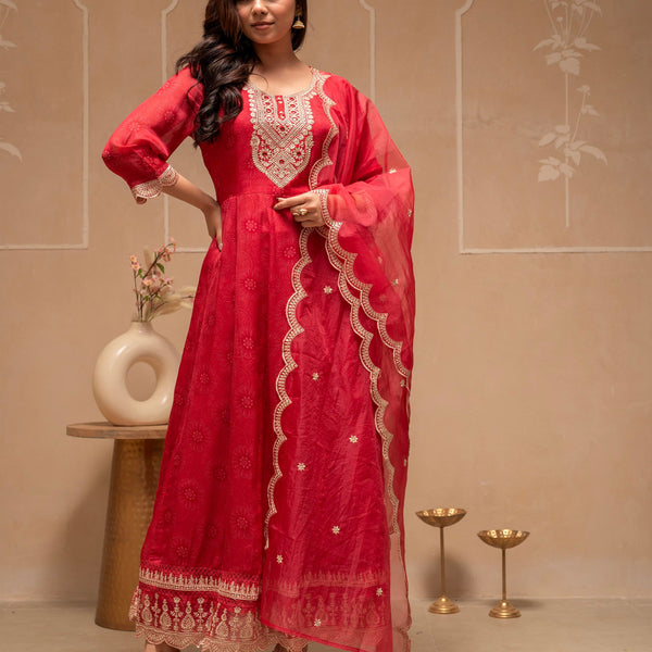 Juniper Red Floral Viscose Kurta, Pants And Dupatta Set With Mirror, Thread Work And Sequence