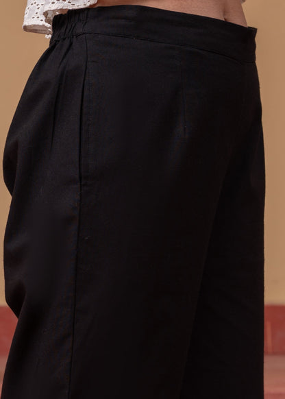 Juniper Women'S Black Solid Straight Cotton Pant With Pocket - Distacart