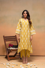 Thumbnail for Juniper Viscose Yellow Embroidered Kurta Pant Co-Ordset With Thread Work & Lace