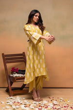 Thumbnail for Juniper Viscose Yellow Embroidered Kurta Pant Co-Ordset With Thread Work & Lace