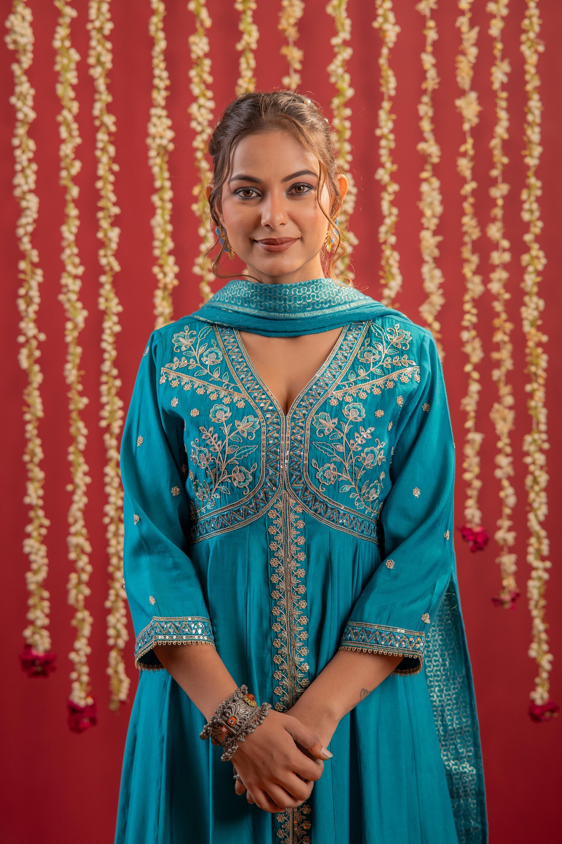 Juniper Rama Green Viscose Solid Fit & Flared Kurta With Pants & Dupatta Set With Mirror, Thread, Dori & Sequence Work