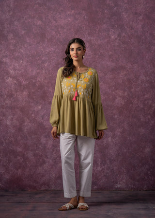 Juniper Women'S Green, Mustard & White Embroidered Viscose Tunic With Dori And Tassels