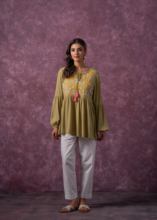 Juniper Women'S Green, Mustard & White Embroidered Viscose Tunic With Dori And Tassels
