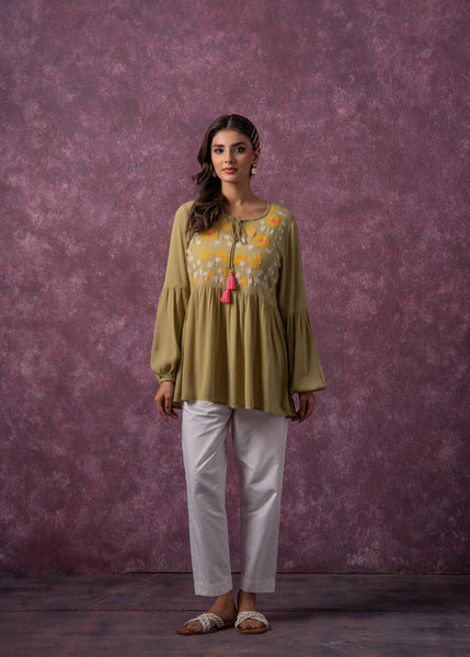 Juniper Women'S Green, Mustard & White Embroidered Viscose Tunic With Dori And Tassels