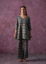 Thumbnail for Juniper Women'S Green & Black Cotton Kurta & Pants Co-Ord Set With Ethnic Motifs And Zari Work