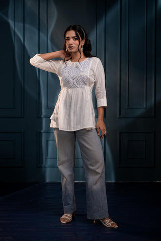 Juniper Women'S White Embroidered Cotton Tunic With Thread And Mirror Work