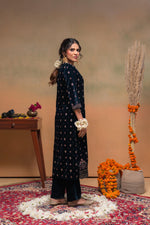 Thumbnail for Juniper Teal Embroidered Straight Kurta Set With Dupatta - Distacart