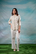 Thumbnail for Juniper Lamora Off-White Palm Tree Printed Relaxed Fit Shirt - Distacart
