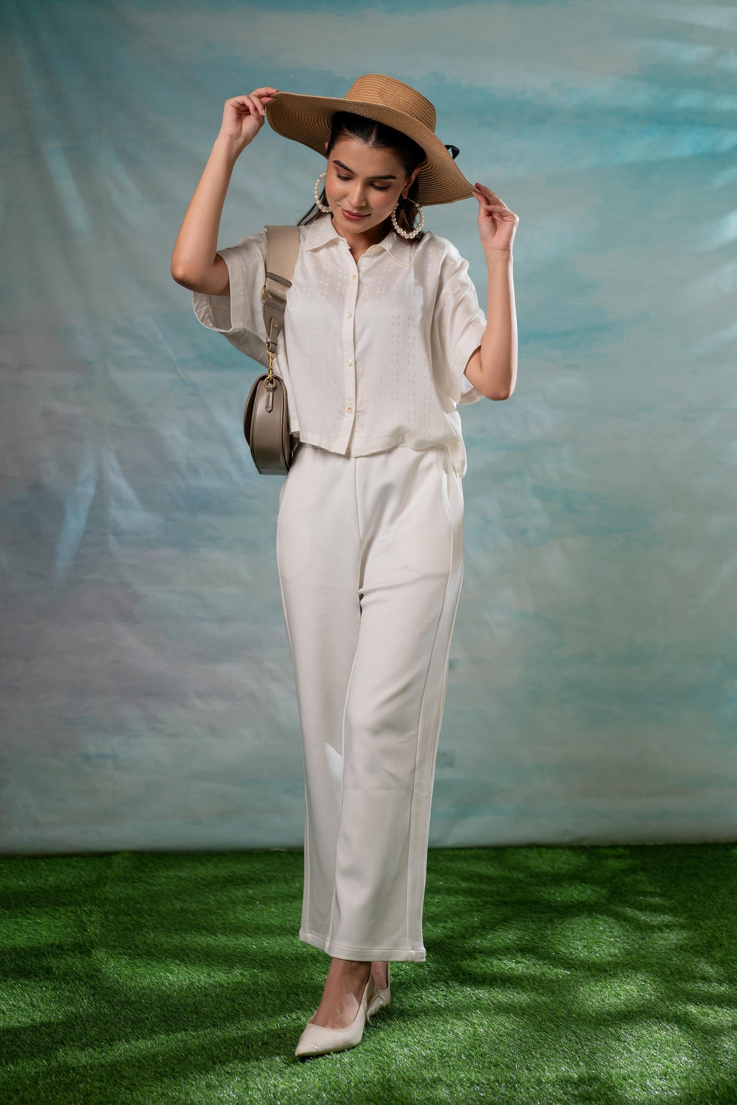 Juniper Lamora Off-White Minimal Textured Boxy Shirt - Distacart