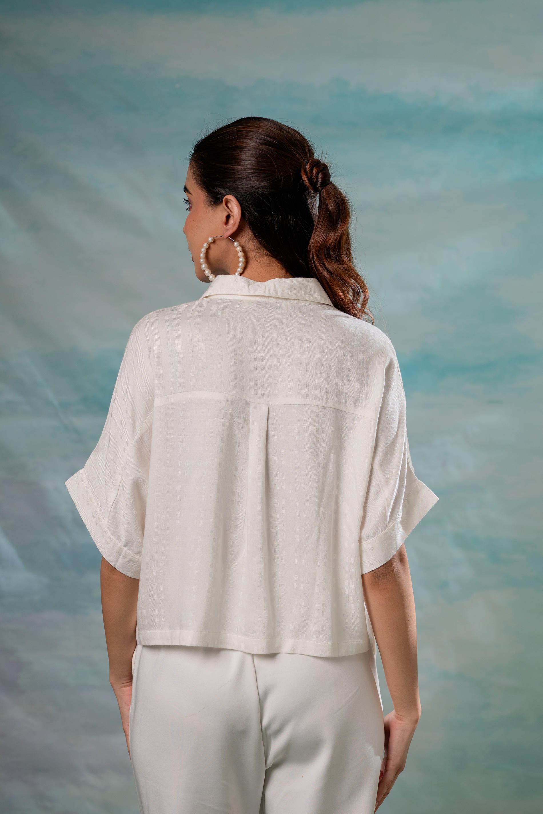 Juniper Lamora Off-White Minimal Textured Boxy Shirt - Distacart