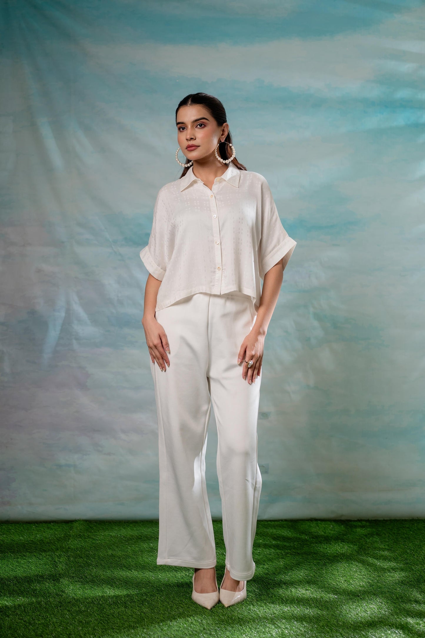 Juniper Lamora Off-White Minimal Textured Boxy Shirt - Distacart