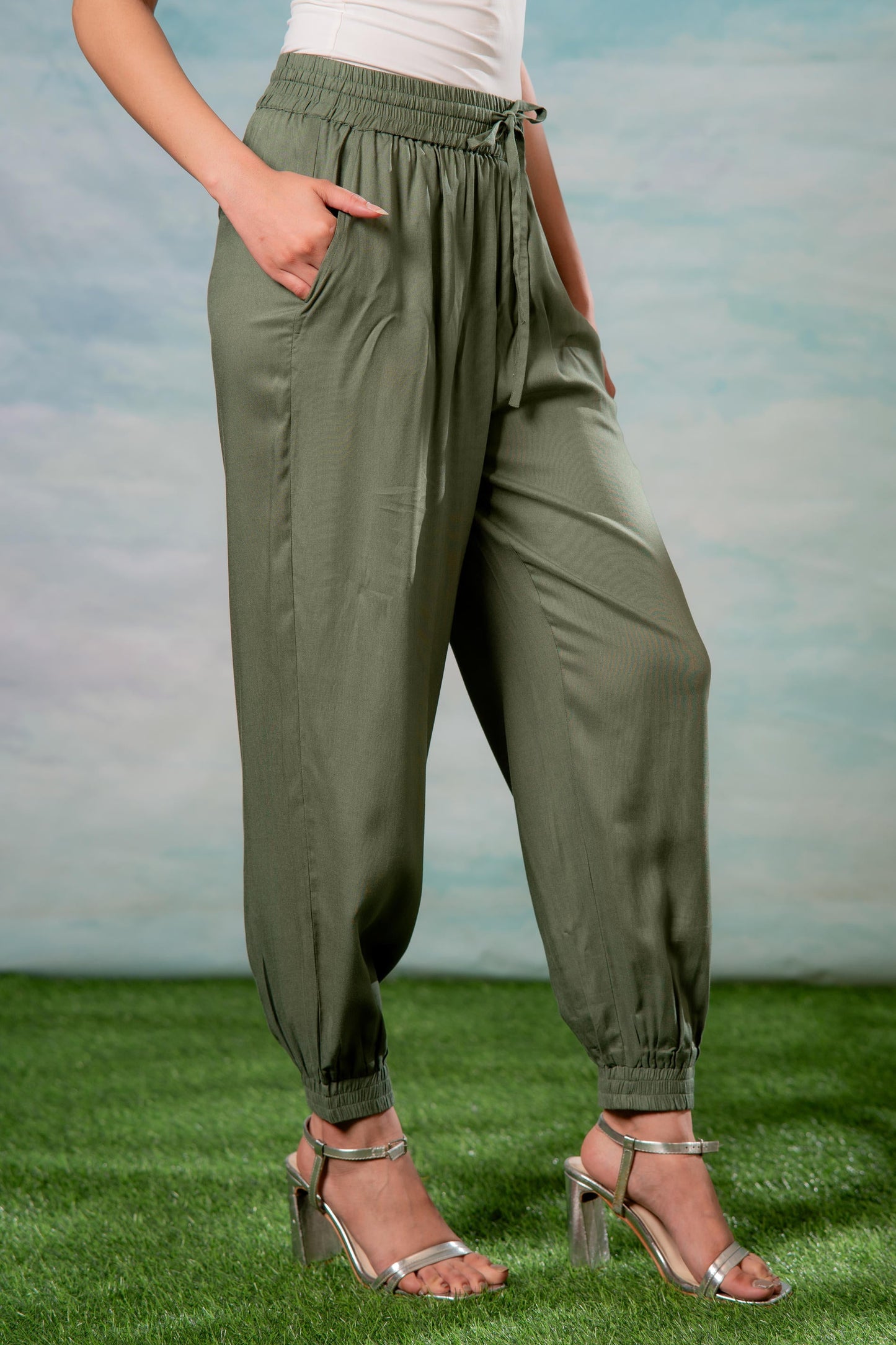 Juniper Lamora Women? Olive Green Drawstring Jogger Pants - Distacart