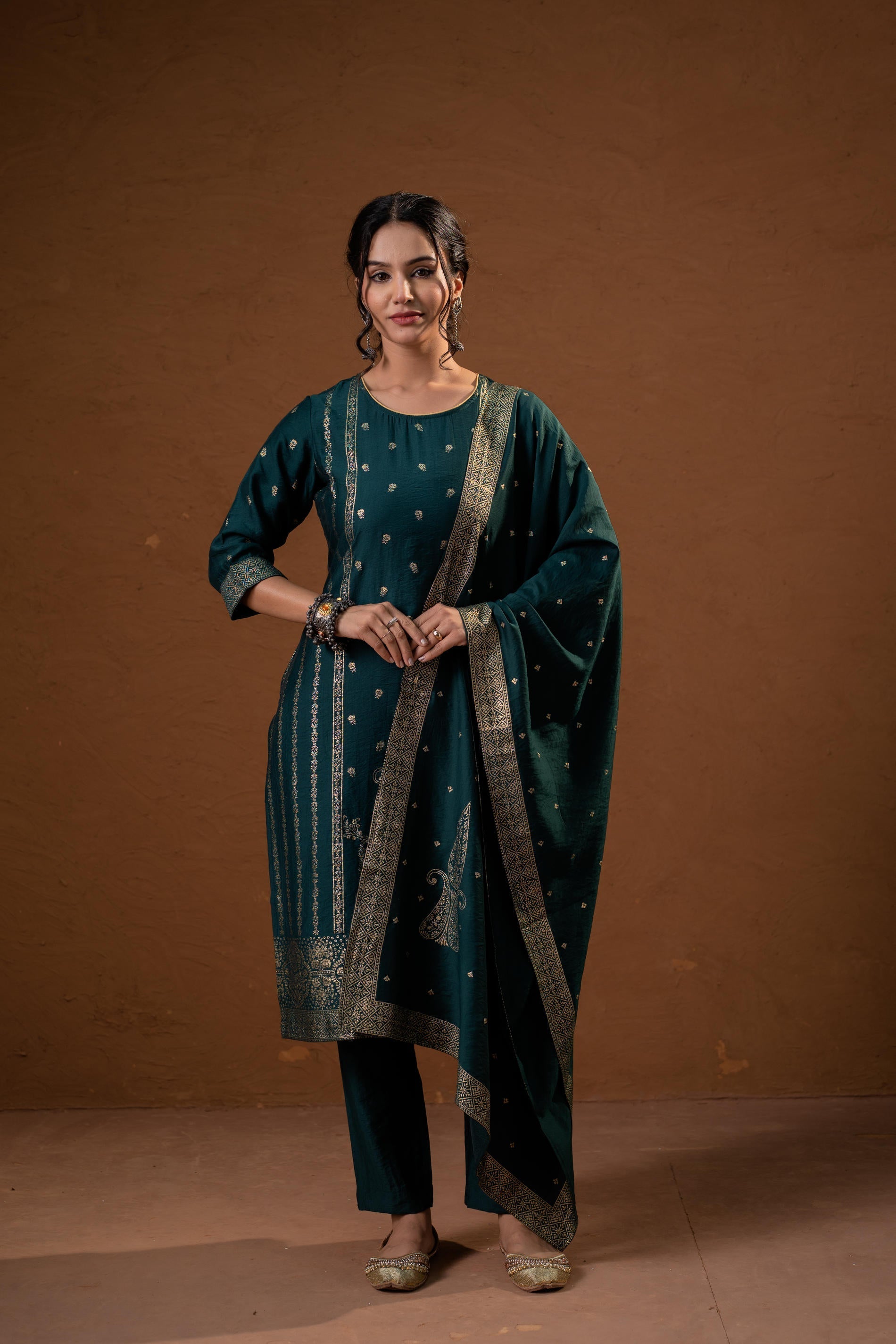 Juniper Green Foil-Print Straight Kurta Set With Pant & Ornate Dupatta - Distacart