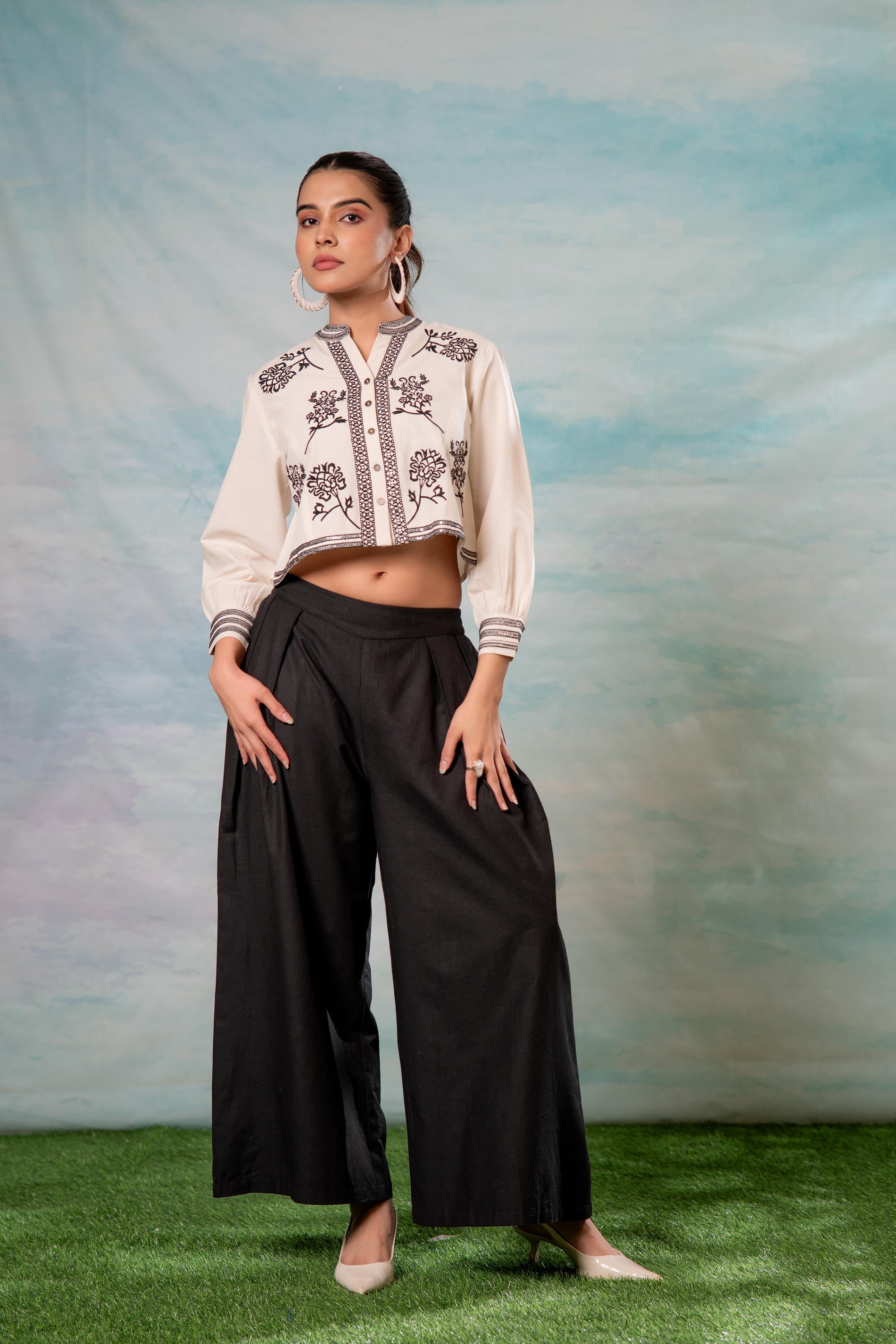 Juniper White Noir Flora Modern Set - Distacart