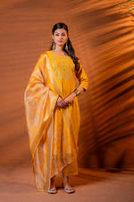 Thumbnail for Juniper Mustard, Zari Embroidered Straight Kurta Set With Abstract Printed Dupatta - Distacart