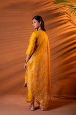 Thumbnail for Juniper Mustard, Zari Embroidered Straight Kurta Set With Abstract Printed Dupatta - Distacart