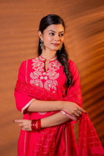 Thumbnail for Juniper Fuchsia Embroidered Kurta Set With Zari Checked Dupatta