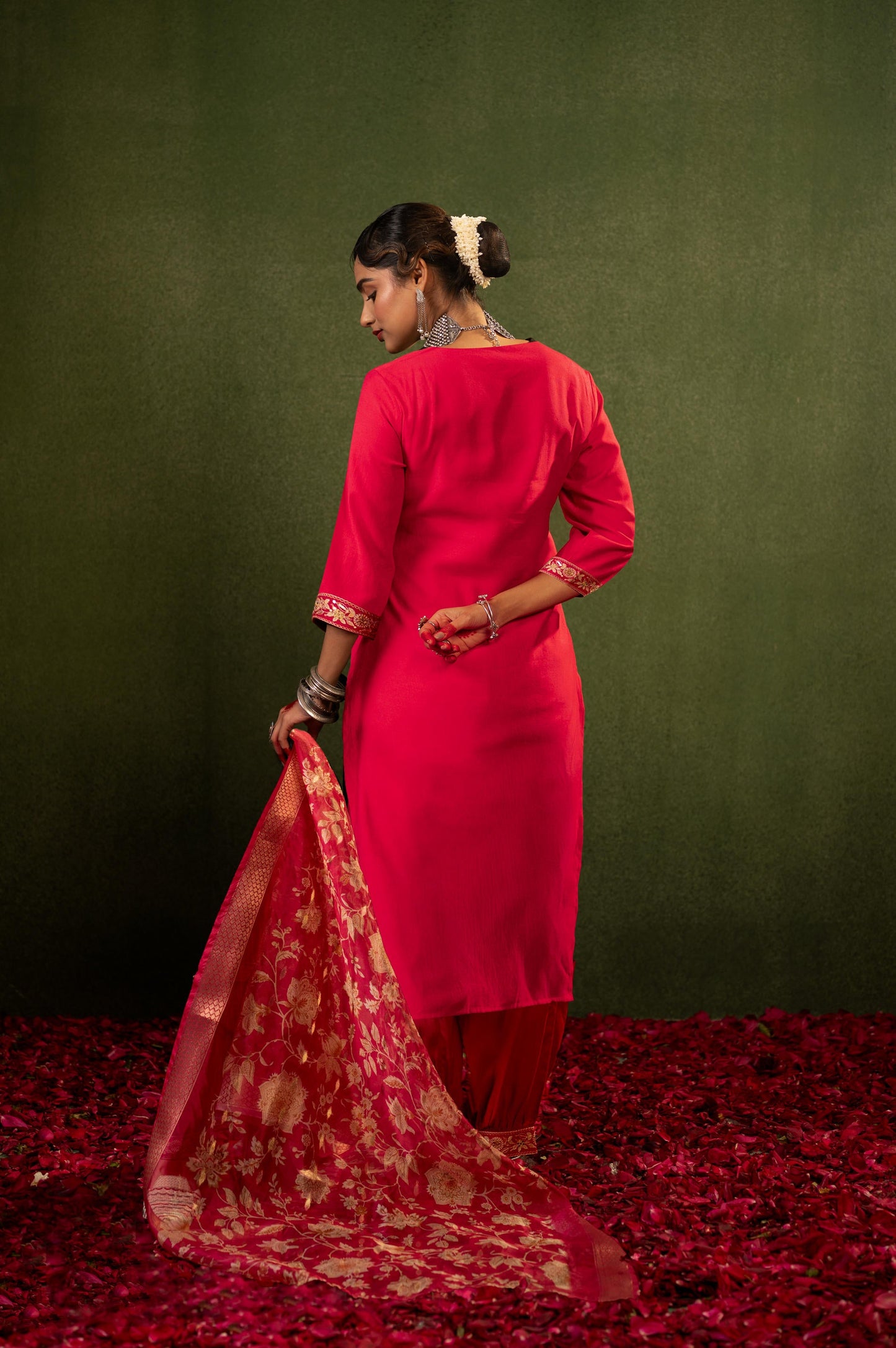 Juniper Laal Gulnaar Heritage Embroidered Kurta Set - Distacart